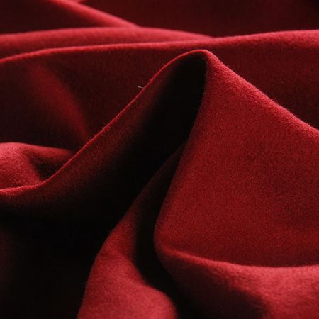 Flauš směs vínové barvy