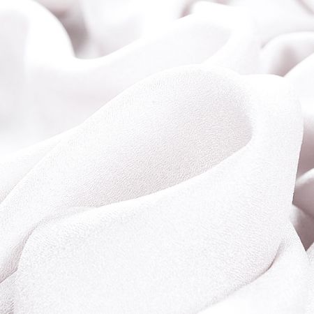 Krepdešín imitace hedvábí silnější bílé barvy