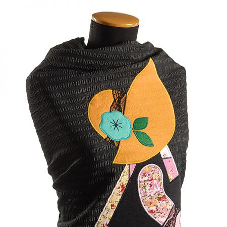 Kreativní textilní aplikace panenka velká