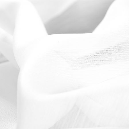 Šifon plise bílé barvy