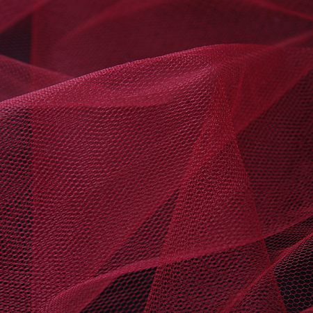 Tyl jemný vínový 280cm