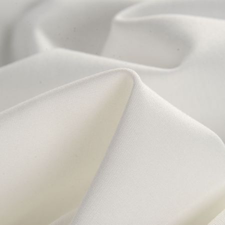 Úplet vyšší gramáže slonová kost II.jakost