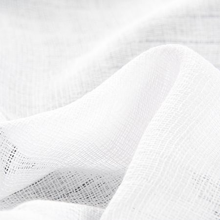 Bavlněný jemný organtýn bílý proužky