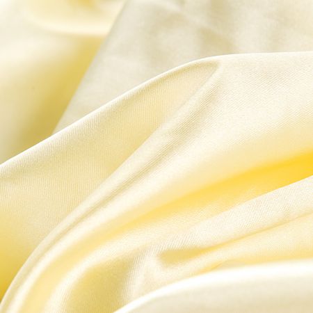 Pružný satén banánově žlutá