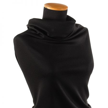 Úplet viskoza směs jemný černý