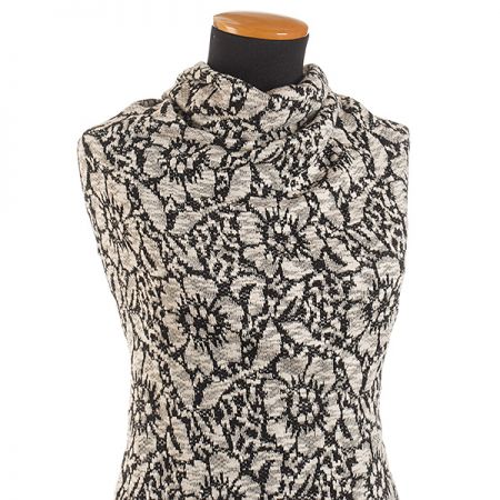 Pletenina žakár květy černobílá