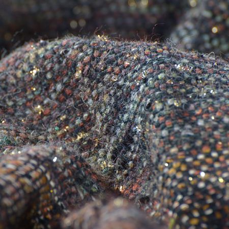 Originální ručně takná látka černozlatá