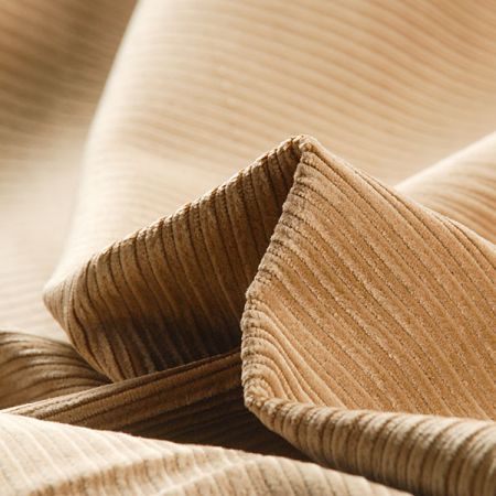 Menšestr jednobarevný zlatohnědý