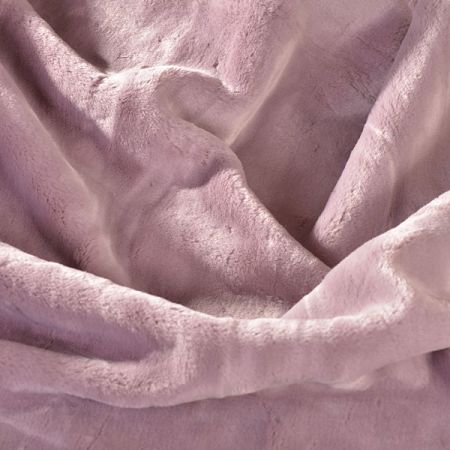 Imitace kožešiny v barvě růženínu