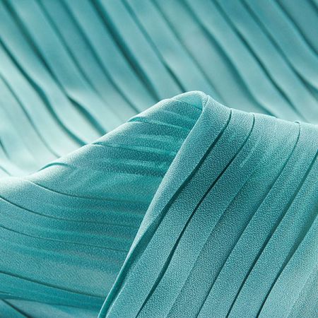 Plise šatová látka žoržetšifon tyrkysová