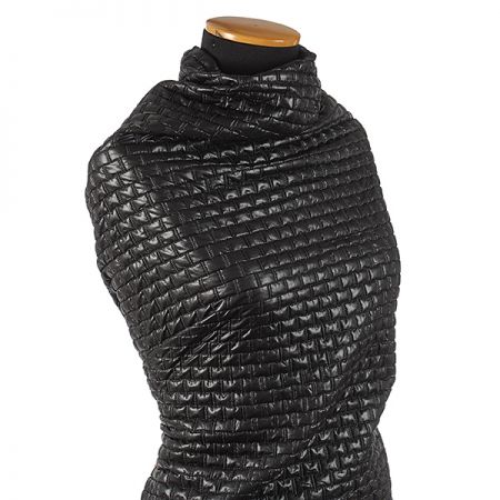 Prošev vzor obdelníky černá