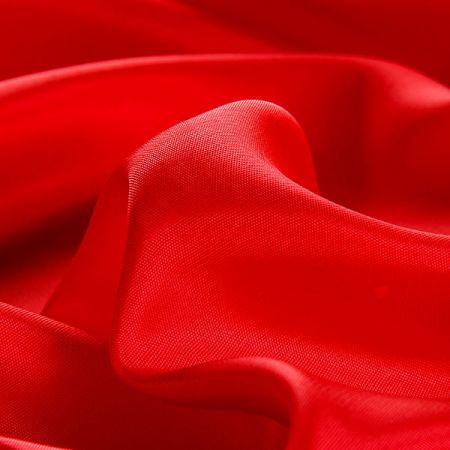 Podšívka viskozová fuchsiové barvy