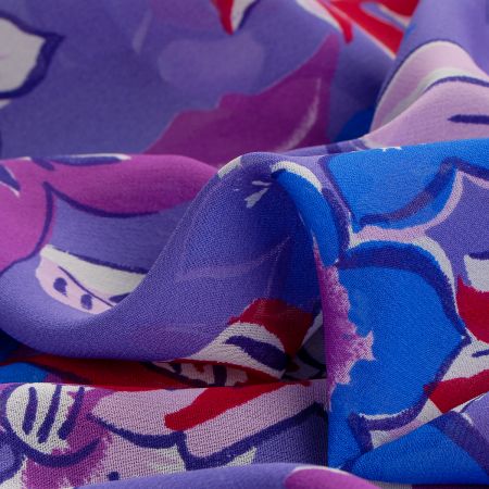 Šifon viskozový vzor velkých květů fialový