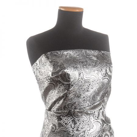 Brokát lamé paisley motiv černostříbrný