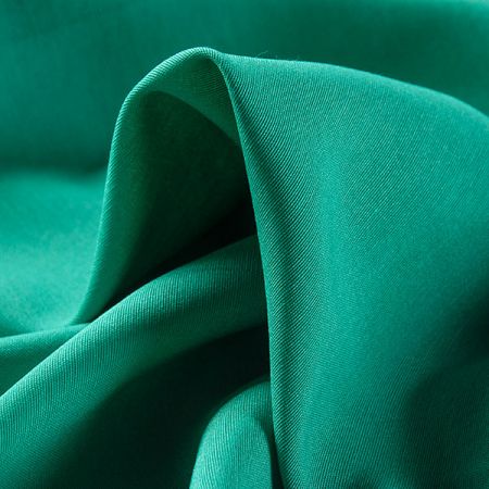 Viskozová šatová látka zelená II. jakost