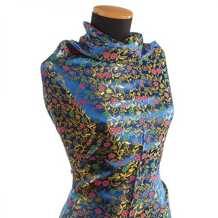 Látka brokát orientální motiv