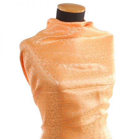 Žakárová látka jemná oranžová