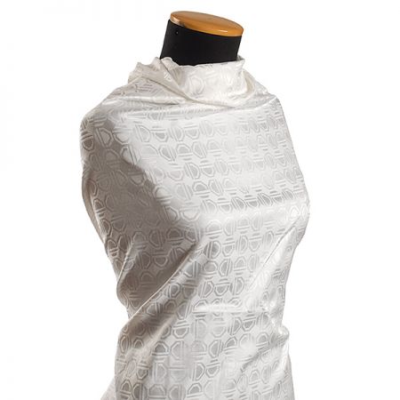 Žakárová látka bavlna směs geometrický motiv