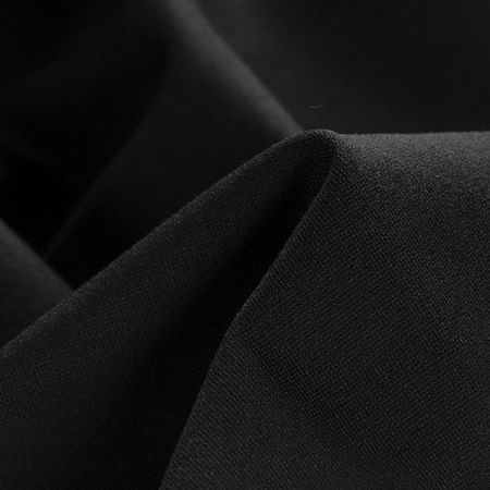 Úplet vyšší gramáže černé barvy