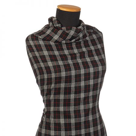 Látka na kostým vzor kostky černá/červená/bílá