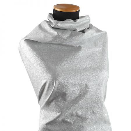 Lamé žakár bílostříbrný