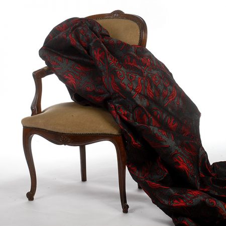 Replika historické tkaniny Arras malinová/šedostříbrná