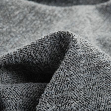 Kostýmová látka Art Fabrics rybí kost šedá