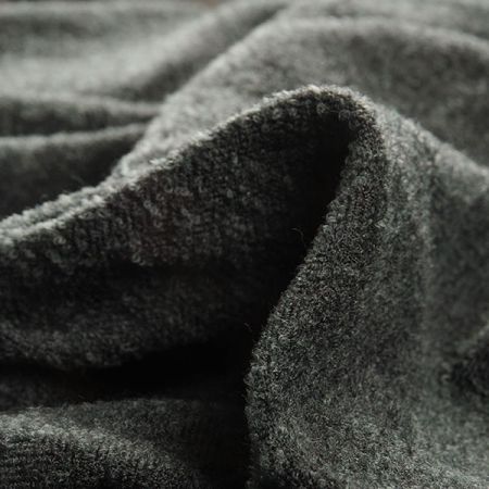 Kostýmová látka Art Fabrics vzor rybí kost tm.zelená