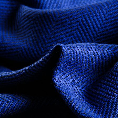 Kostýmová látka vzor rybí kost tm.modrá