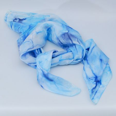 Ručně malovaný hedvábný šátek Marlen