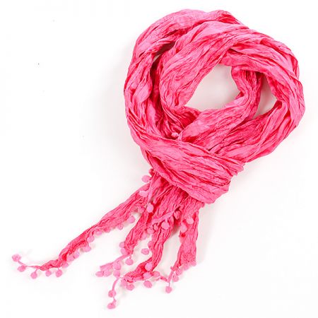 Jemná šála kreš s bambulkami sytě růžová