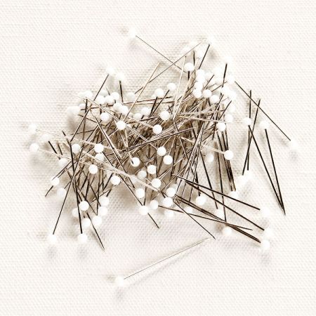 Špendlíky KOH-I-NOR se skleněnou hlavičkou bílé