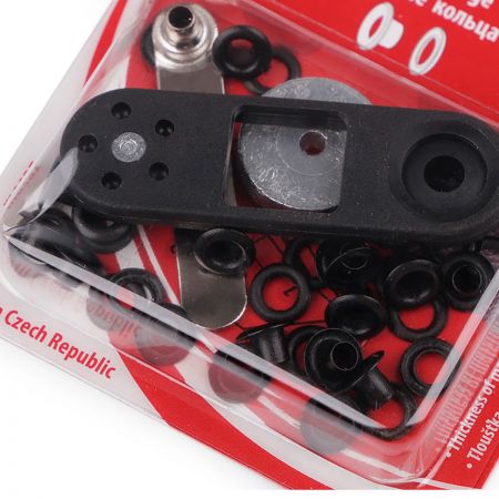 Průchodky 4x5x7,5 Ø8mm NIKL černá