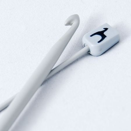 Háček tunis, vel. 4,5