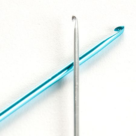 Háček s ouškem víceúčelový vel. 2-3mm