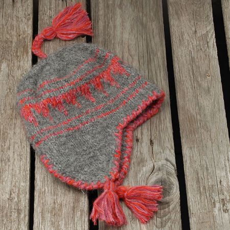 Ručně pletená čepice Marlen "helmička"