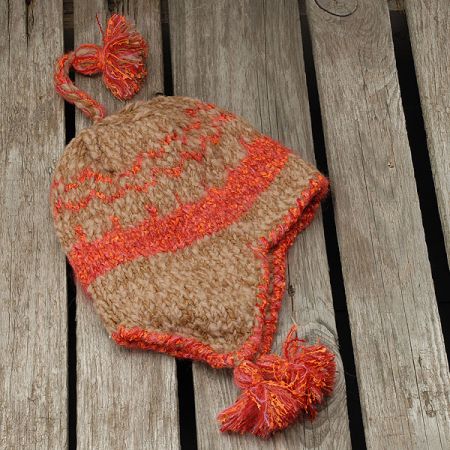 Ručně pletená čepice Marlen "helmička"