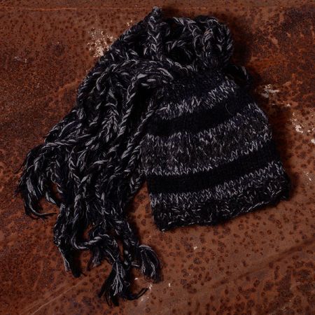 Ručně pletená čepice Marlen "dreďačka"