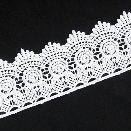 Krajka široký lem slonová kost