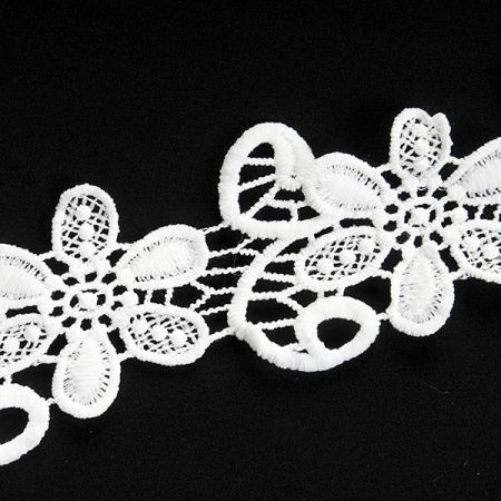 Krajka lem bílá větší květ